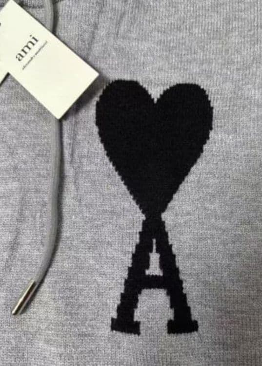 新品 アミパリス Amiparis ニット パーカー M2