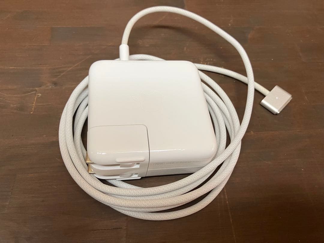 美品 MacBook Pro M3 16GB 1TB SSD US配列キーボード