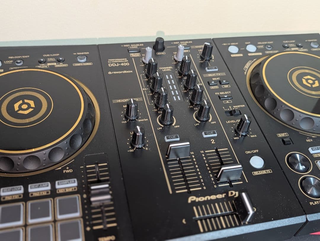 DDJ-400-N（限定ゴールドモデル）