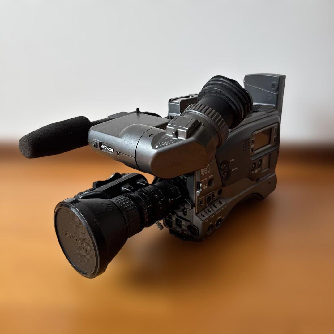 Victor 業務用ビデオカメラ GY-DV500 充電器付き