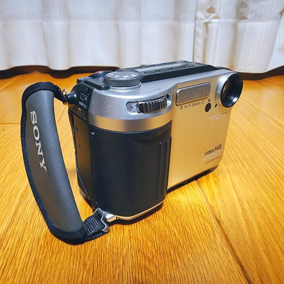【動作確認済】希少 SONY 高画質 Hi8 ビデオカメラ CCD-SC65