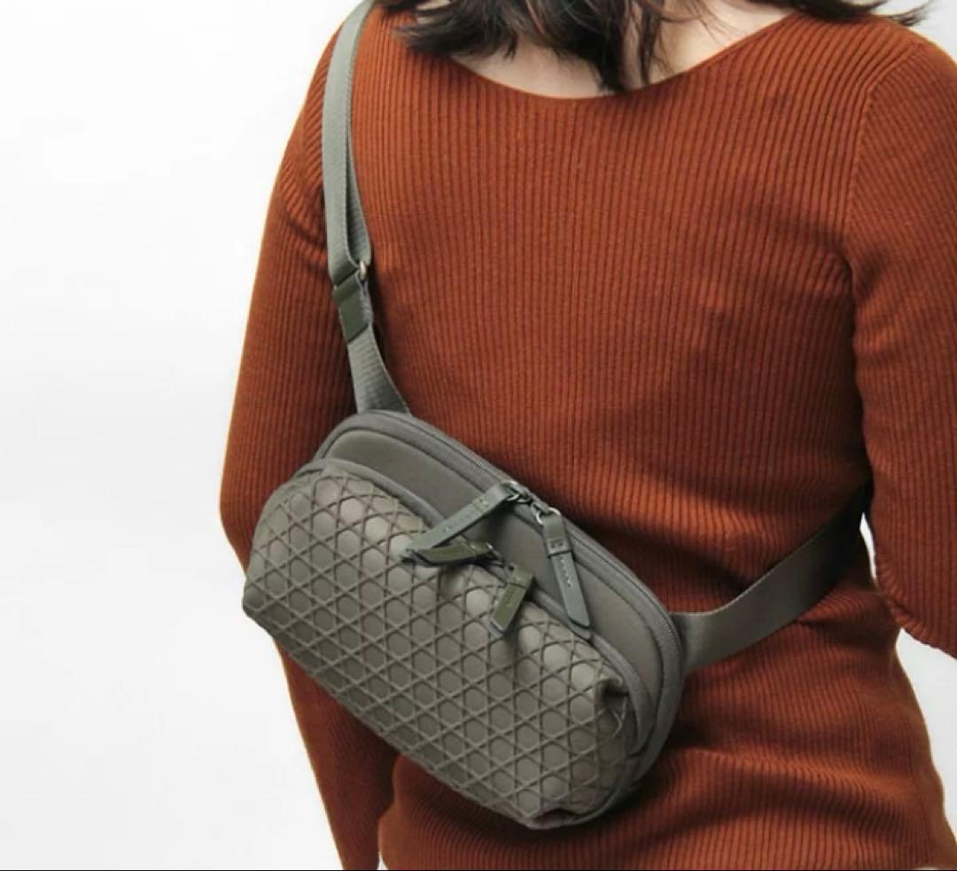 ◆美品 LAQUOH ラクーオ 2way ショルダーバッグ ボディバッグ