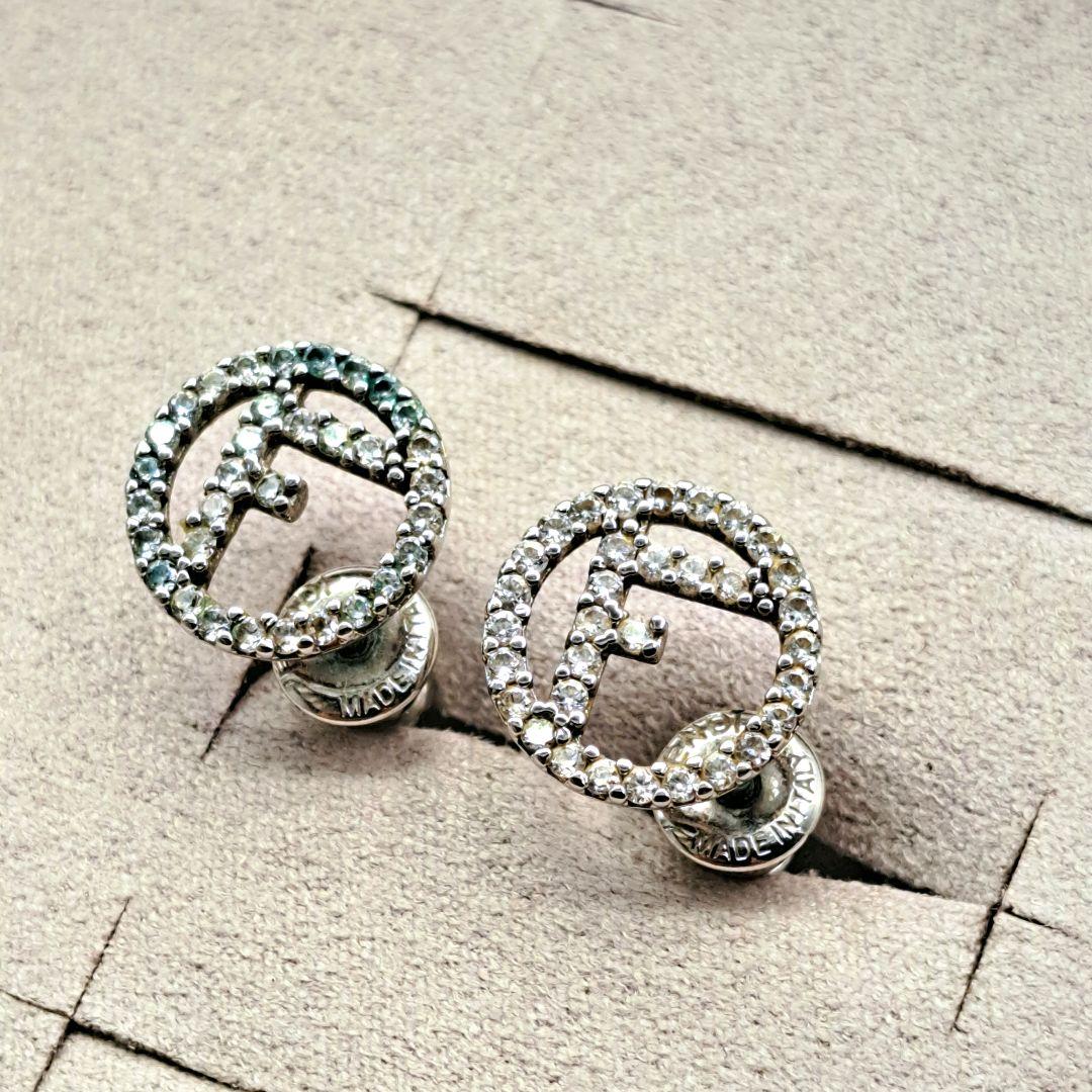 FENDI フェンディ ピアス ラウンド Fロゴ シルバー エフイズ