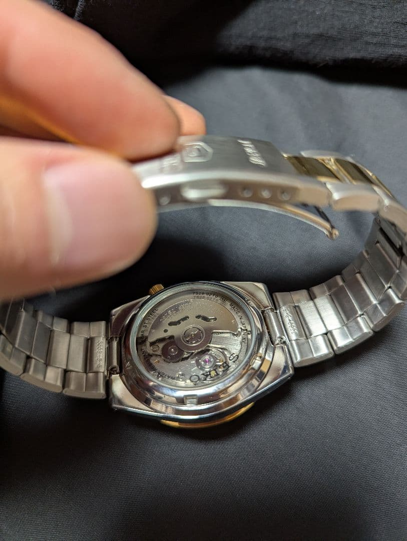 h*i様 SEIKO 自動巻き腕時計 ゴールド/シルバー