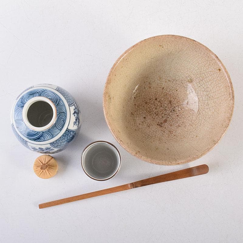 茶道具　黒塗茶箱　茶碗　朱塗　棗　香合など　十一点　一式　仕覆付　M　R8831