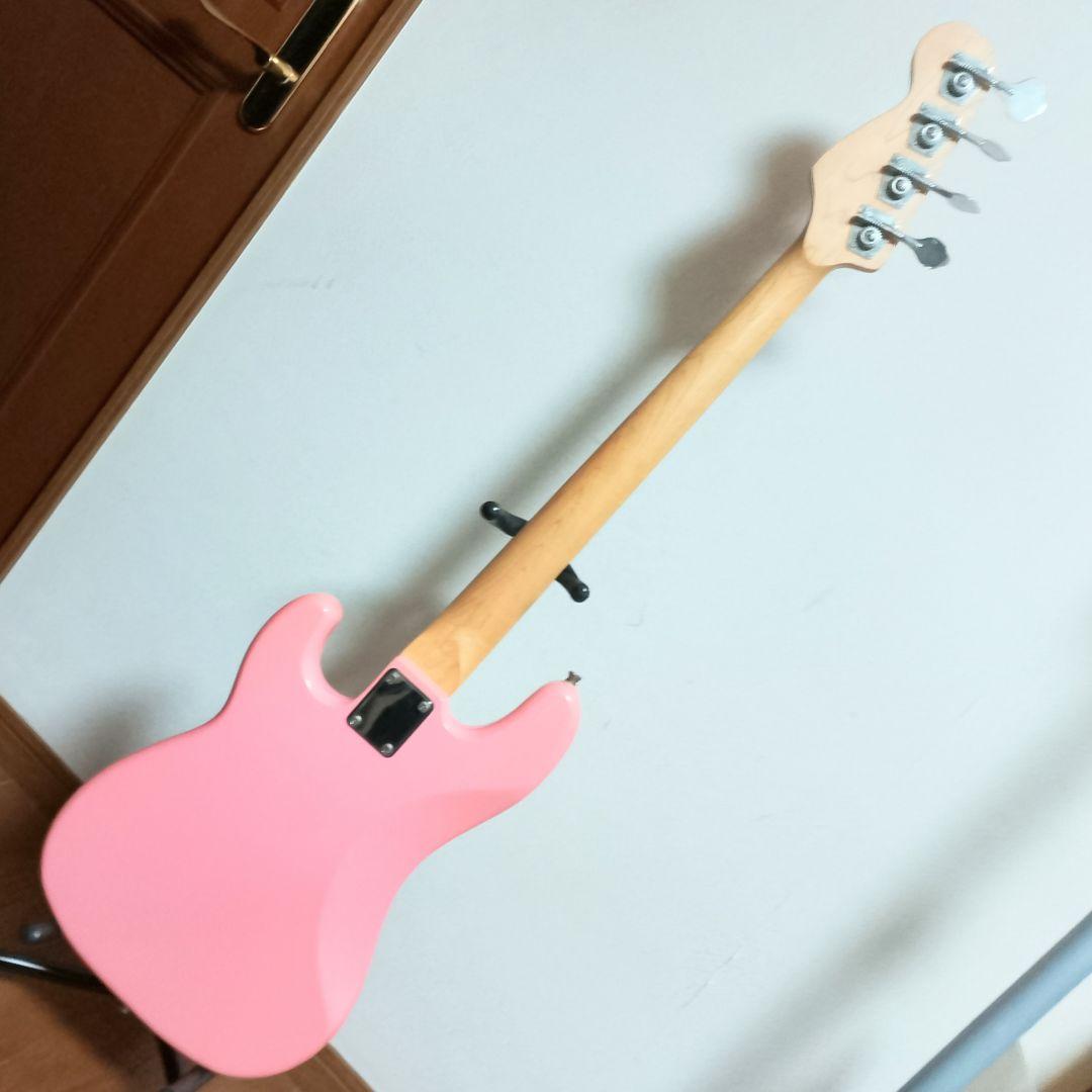 Photogenic　PRECISION TYPE　エレキベース　ピンク