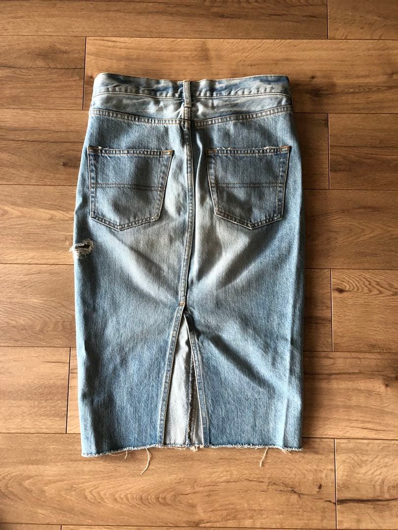 ドゥーズィエムクラスのデニムタイトスカート