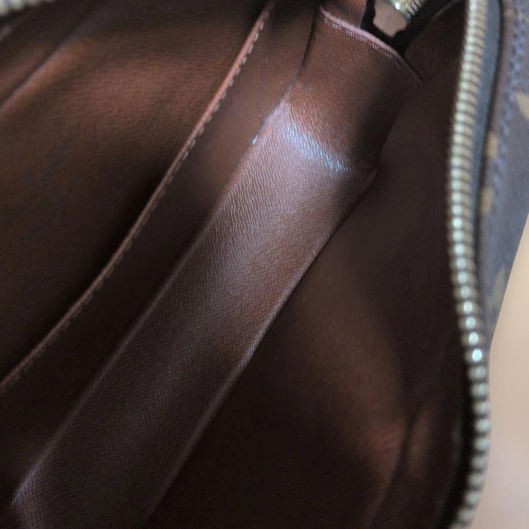 LOUIS VUITTON ルイヴィトン モノグラム ポシェットシテ