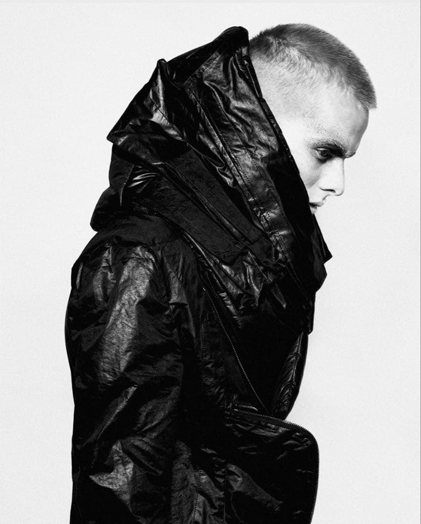 新品未使用JULIUS ダウン ネックウォーマー マフラー　ユリウス　ストール