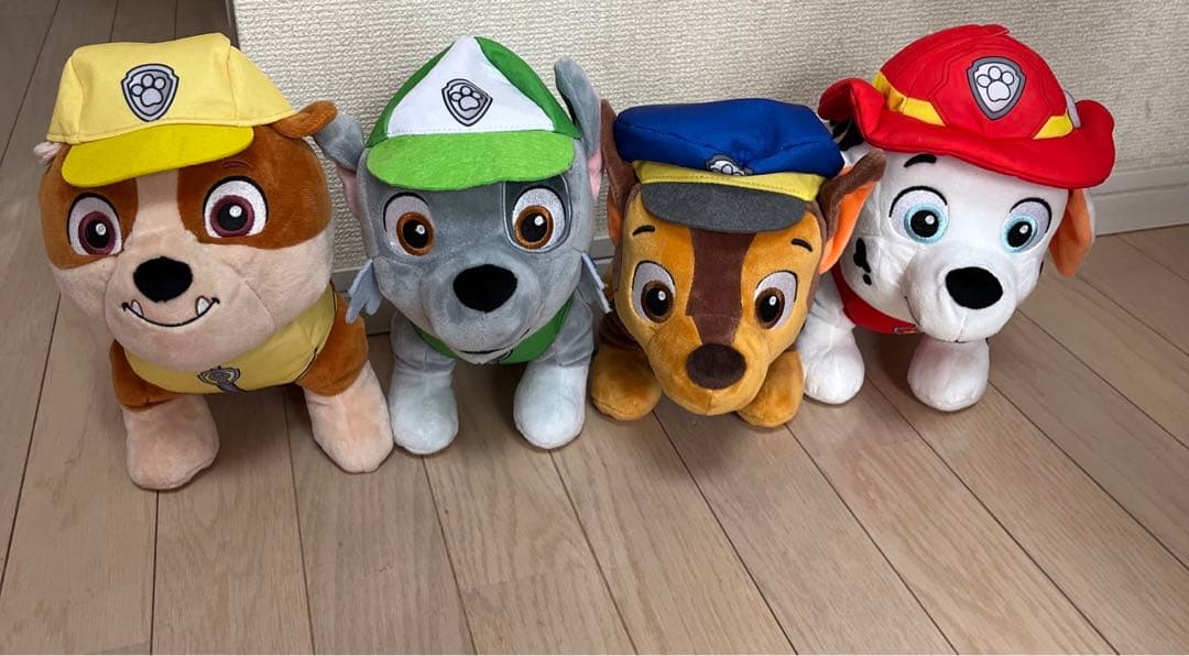 パウパトロール　マーシャル　ラブル　チェイス　ロッキー　スカイ　ぬいぐるみセット
