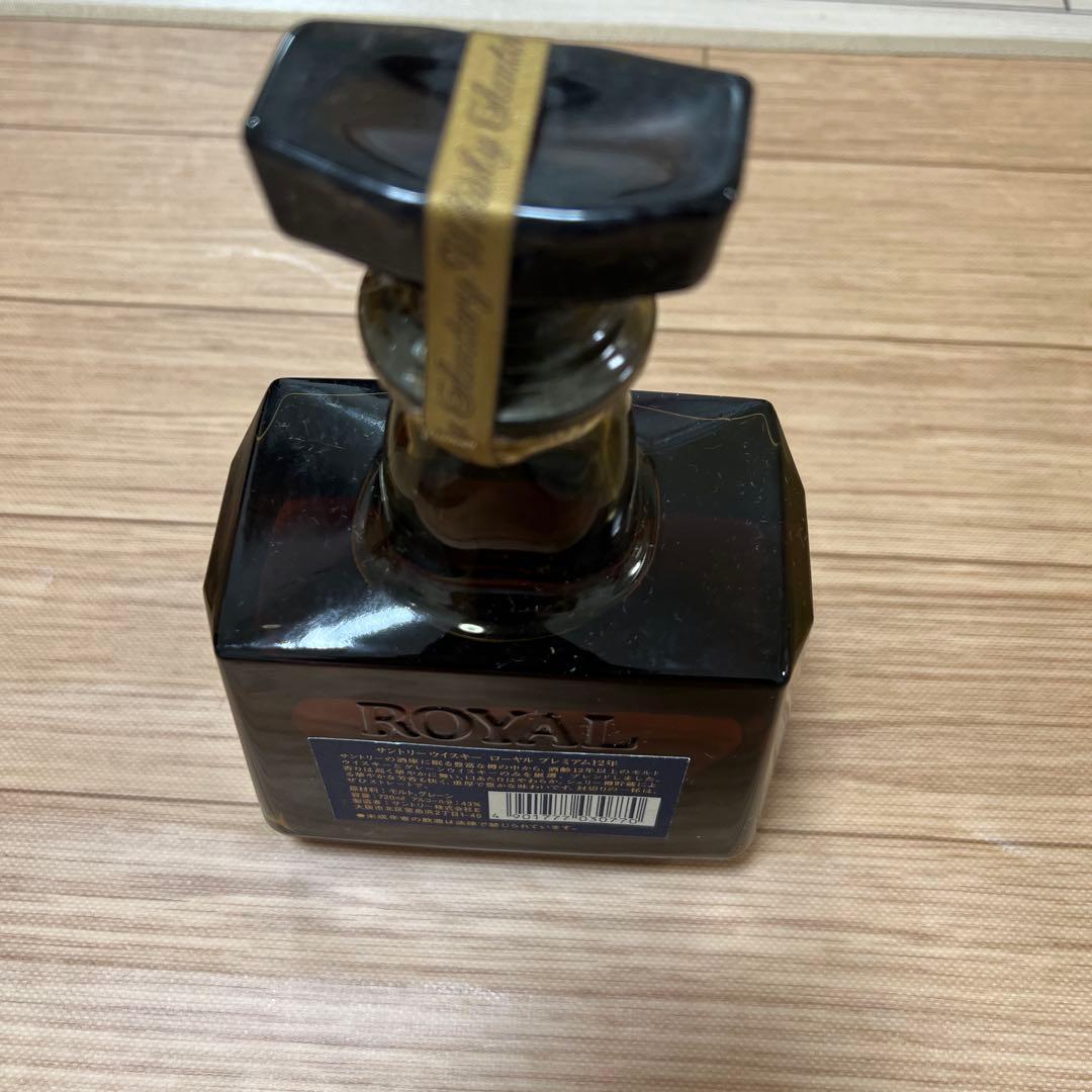 未開封✨️サントリーウイスキーローヤルプレミアム12年 720ml