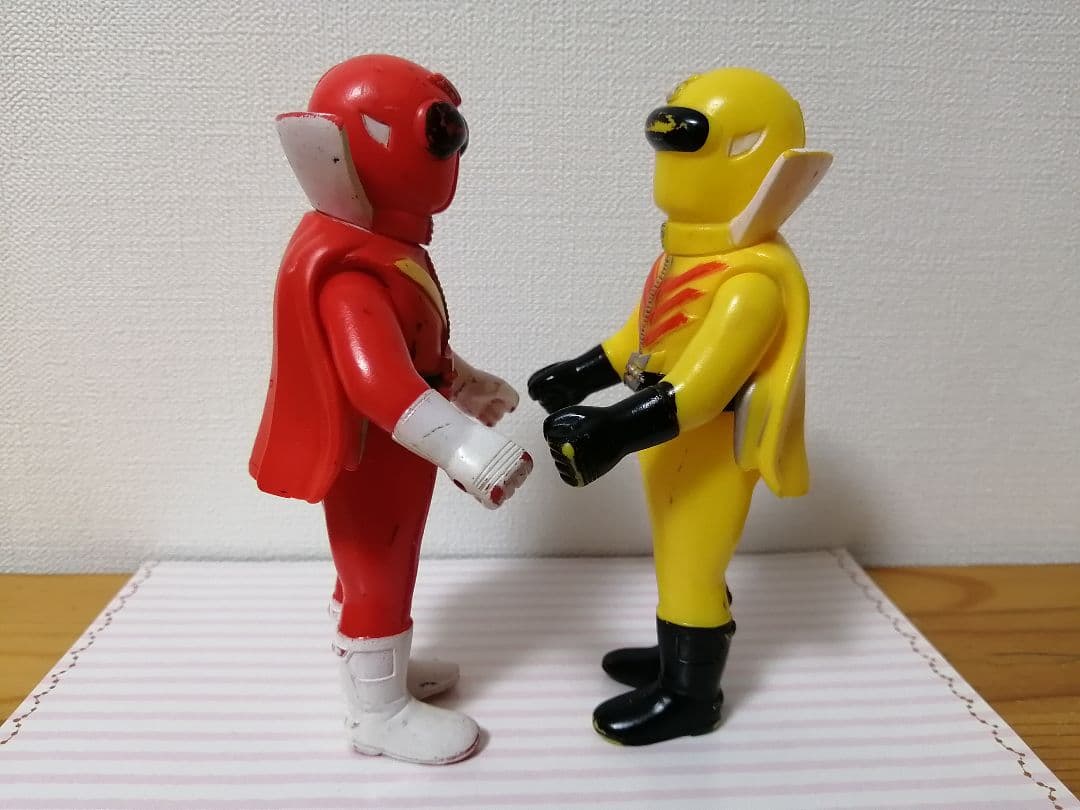 【腕の内部破損アリ！！】戦隊ヒーローゴレンジャー ソフビ 赤 黄 2体セット