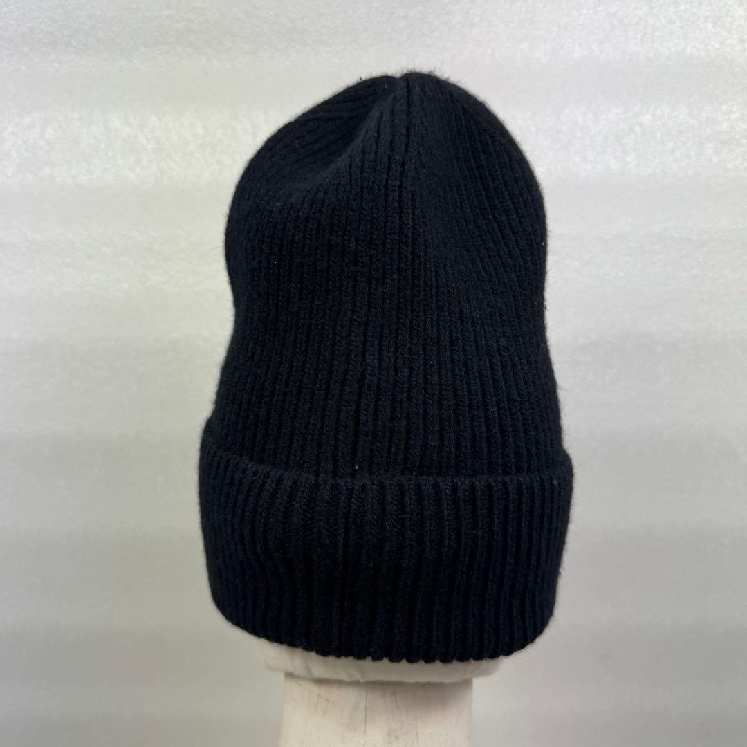 【人気】PRADA ニット帽　ロゴ　ブラック　三角　プレート