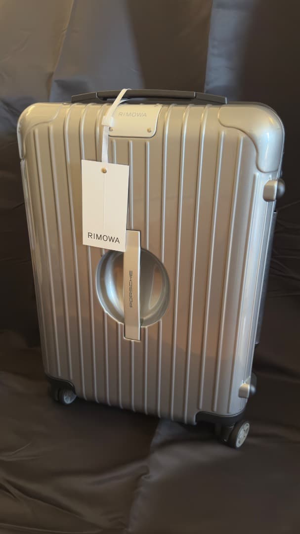【新品未使用】RIMOWA リモワ Porsche ポルシェPTS 32L 4輪