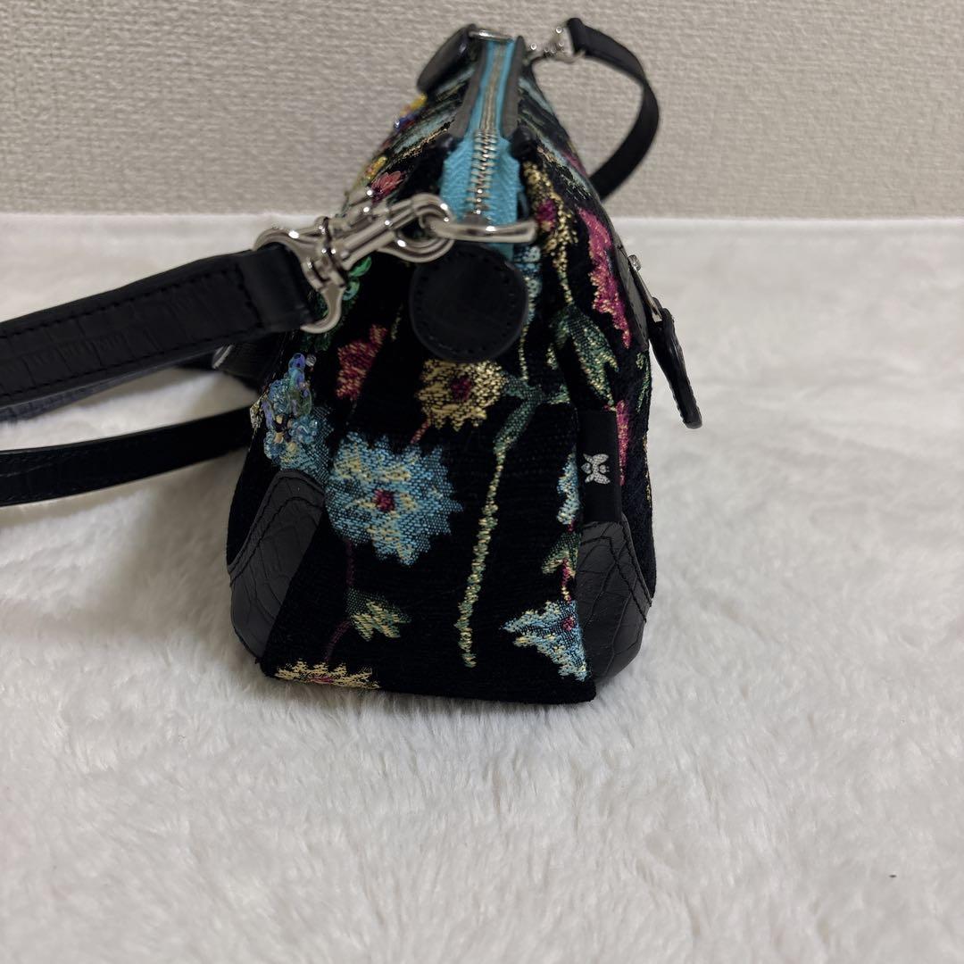 Think Bee! スパンコール フラージェビーズ ショルダーバッグ 刺繍