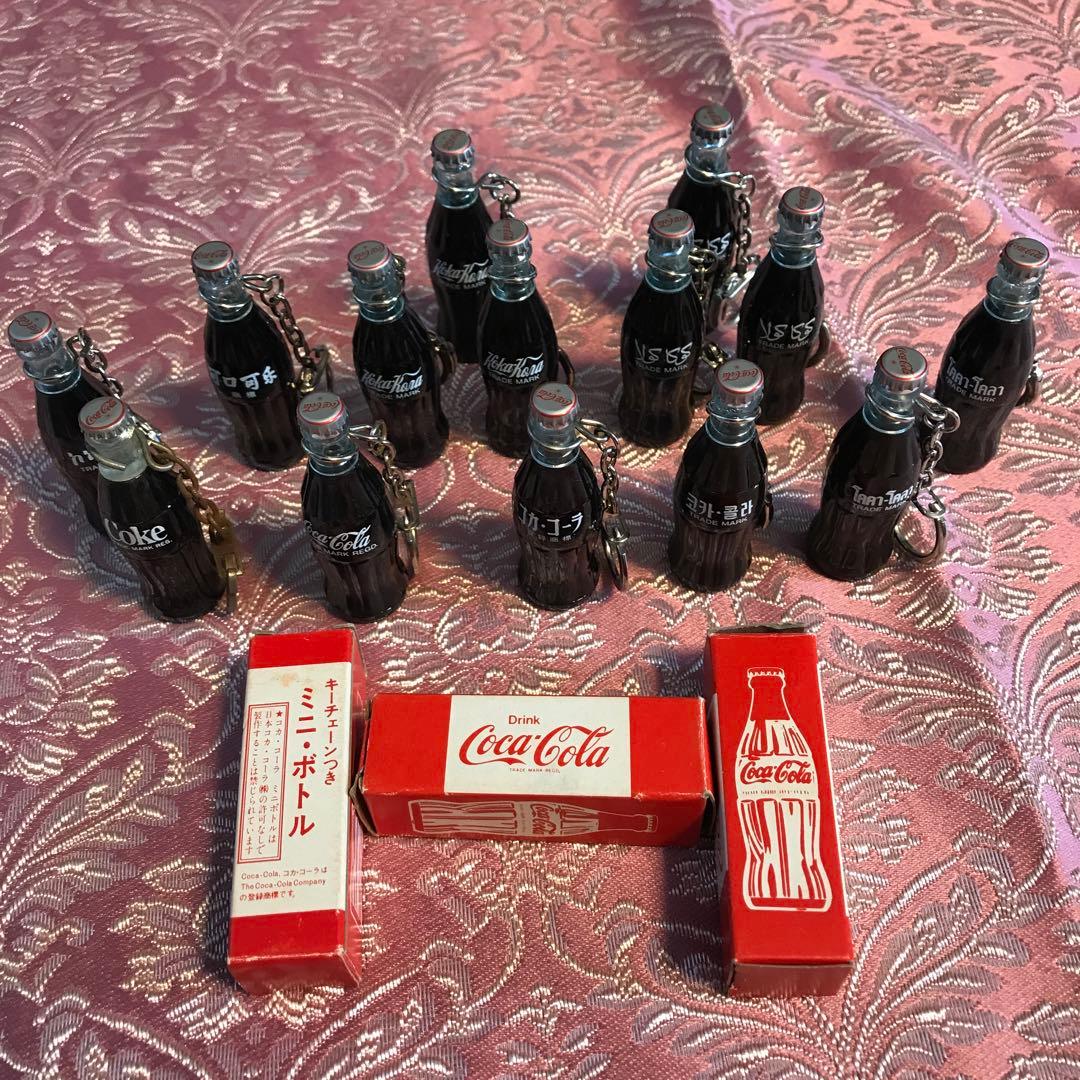 コカコーラ　ミニボトル　ヴィンテージ昭和レトロ　キーホルダー　ノベルティ　非売品