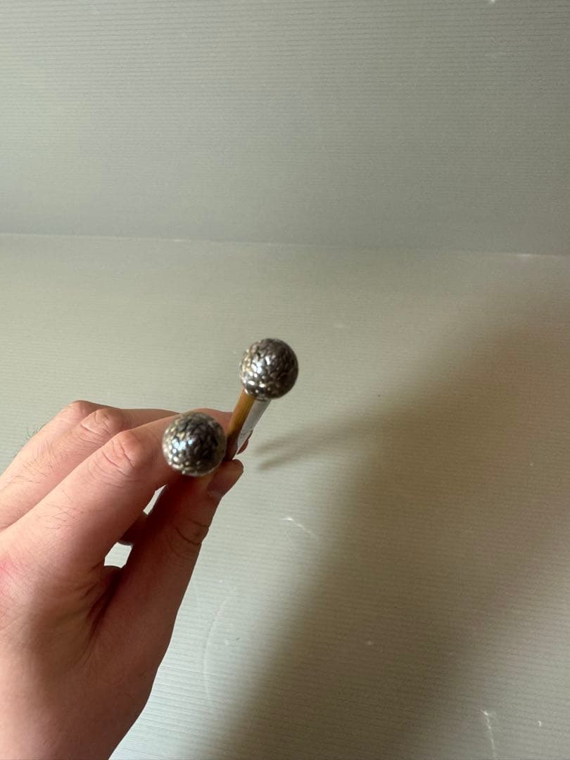 2910 火箸　南鐐松笠頭　真鍮　大西清右衛門作　茶道具