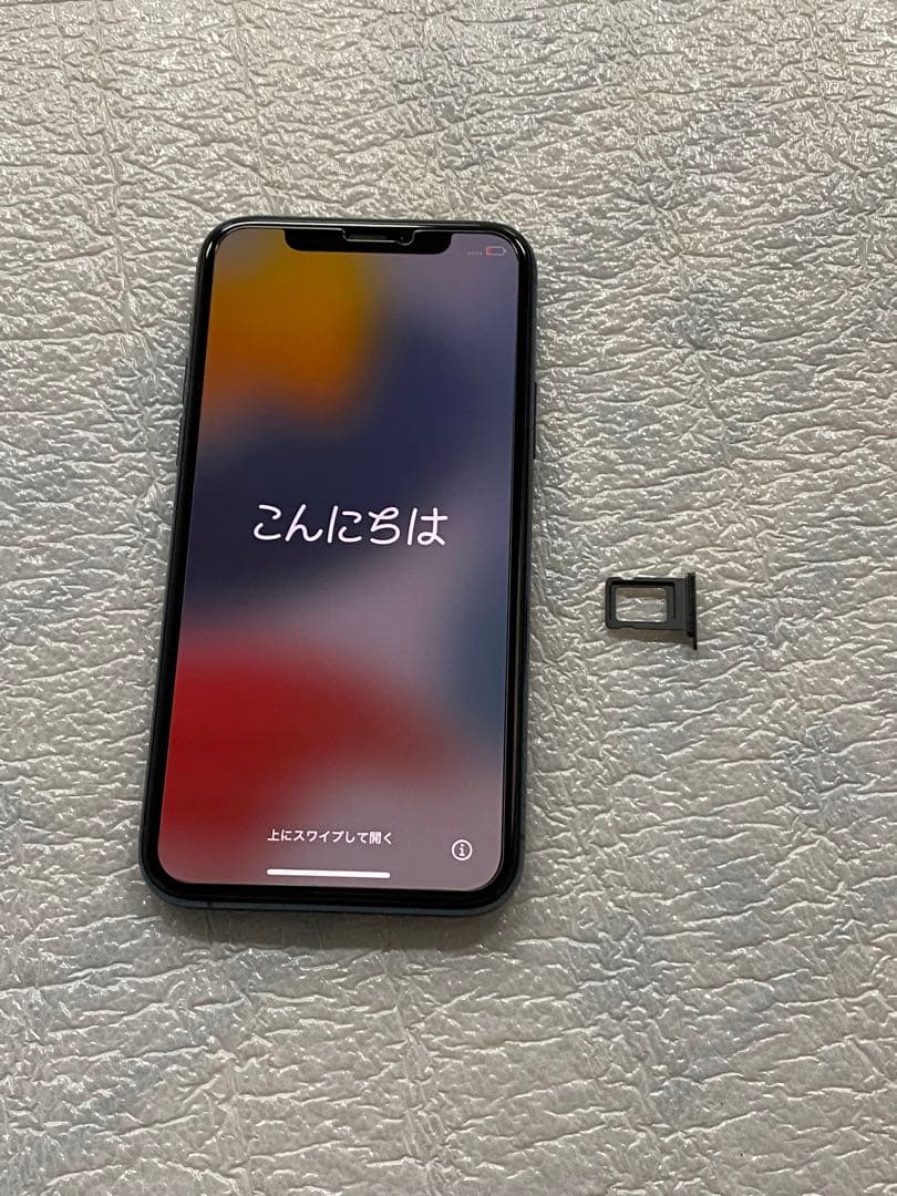 美品　iPhone 11 Pro 256GB ミッドナイトグリーン