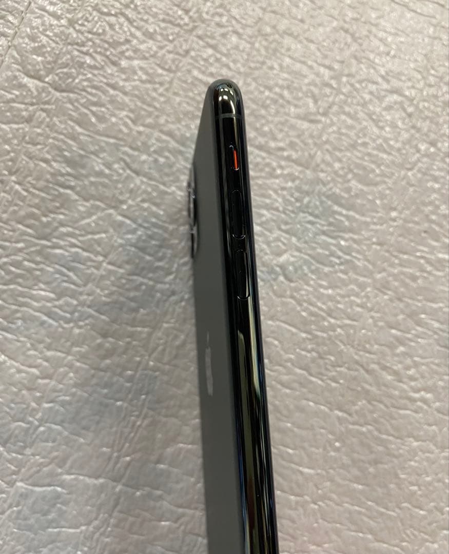 美品　iPhone 11 Pro 256GB ミッドナイトグリーン