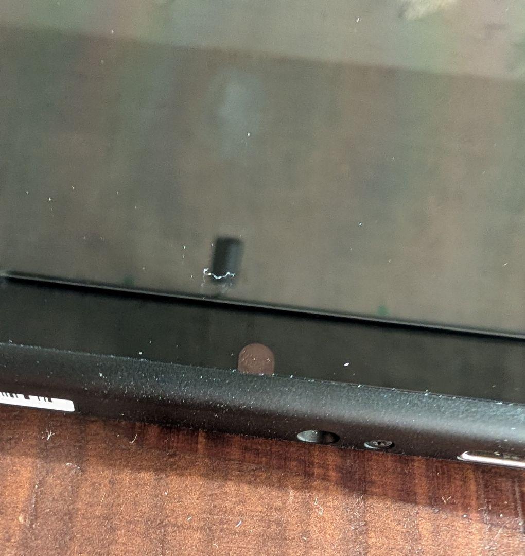 Nintendo Switch 本体とジョイコングリップ