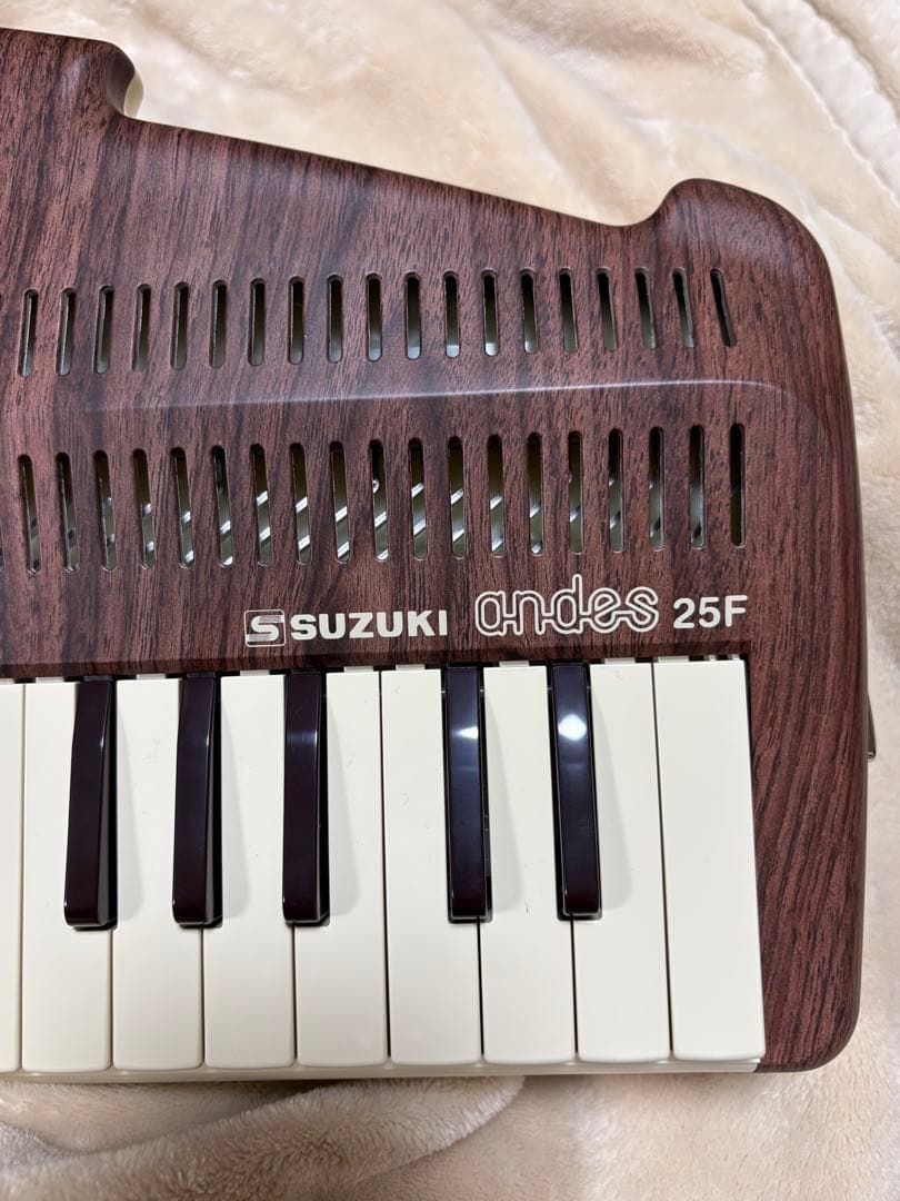SUZUKI chord 25F ウッド調 25鍵　本体美品