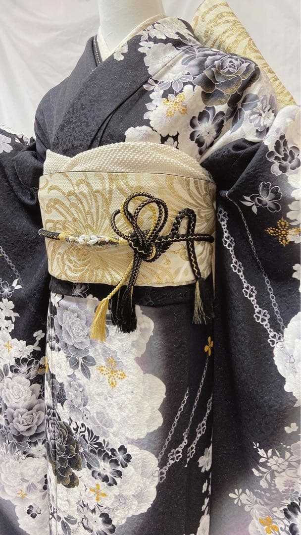 黒白花柄 振袖 成人式　振袖6点セット　正絹 振袖フルセット