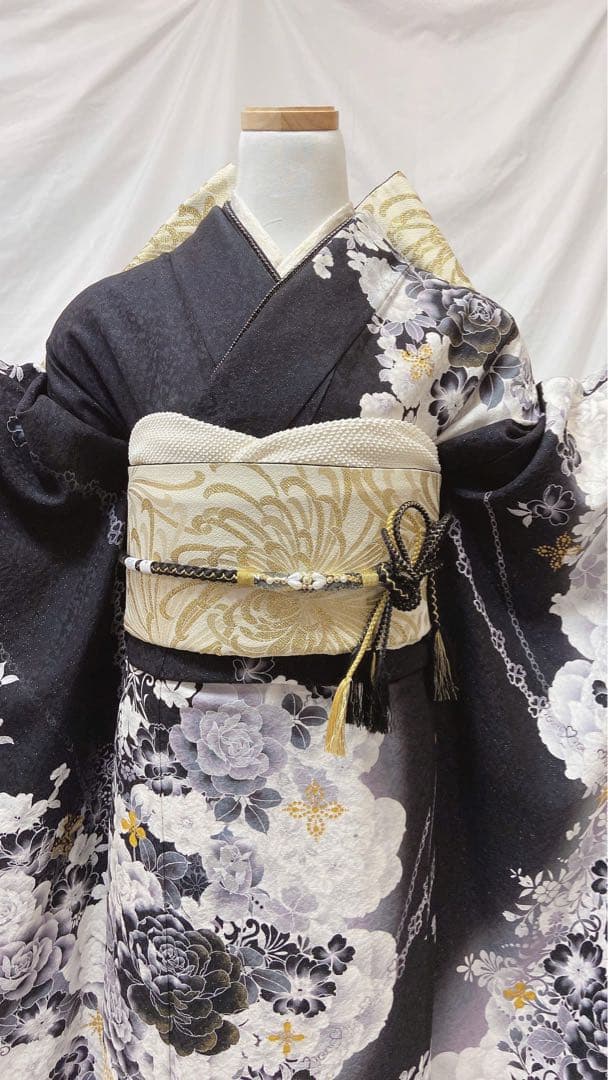 黒白花柄 振袖 成人式　振袖6点セット　正絹 振袖フルセット