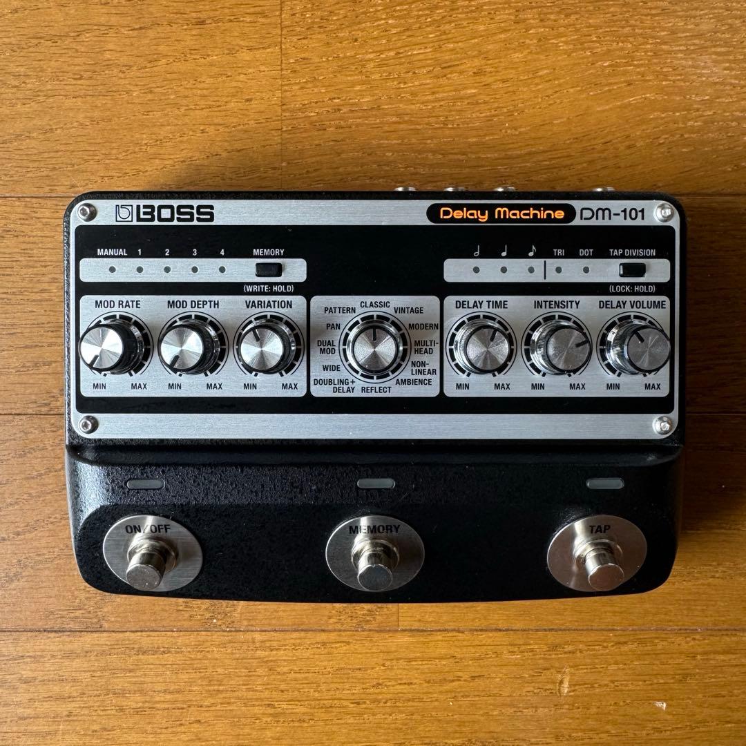 【本日まで限定特価】BOSS アナログディレイ DM-101