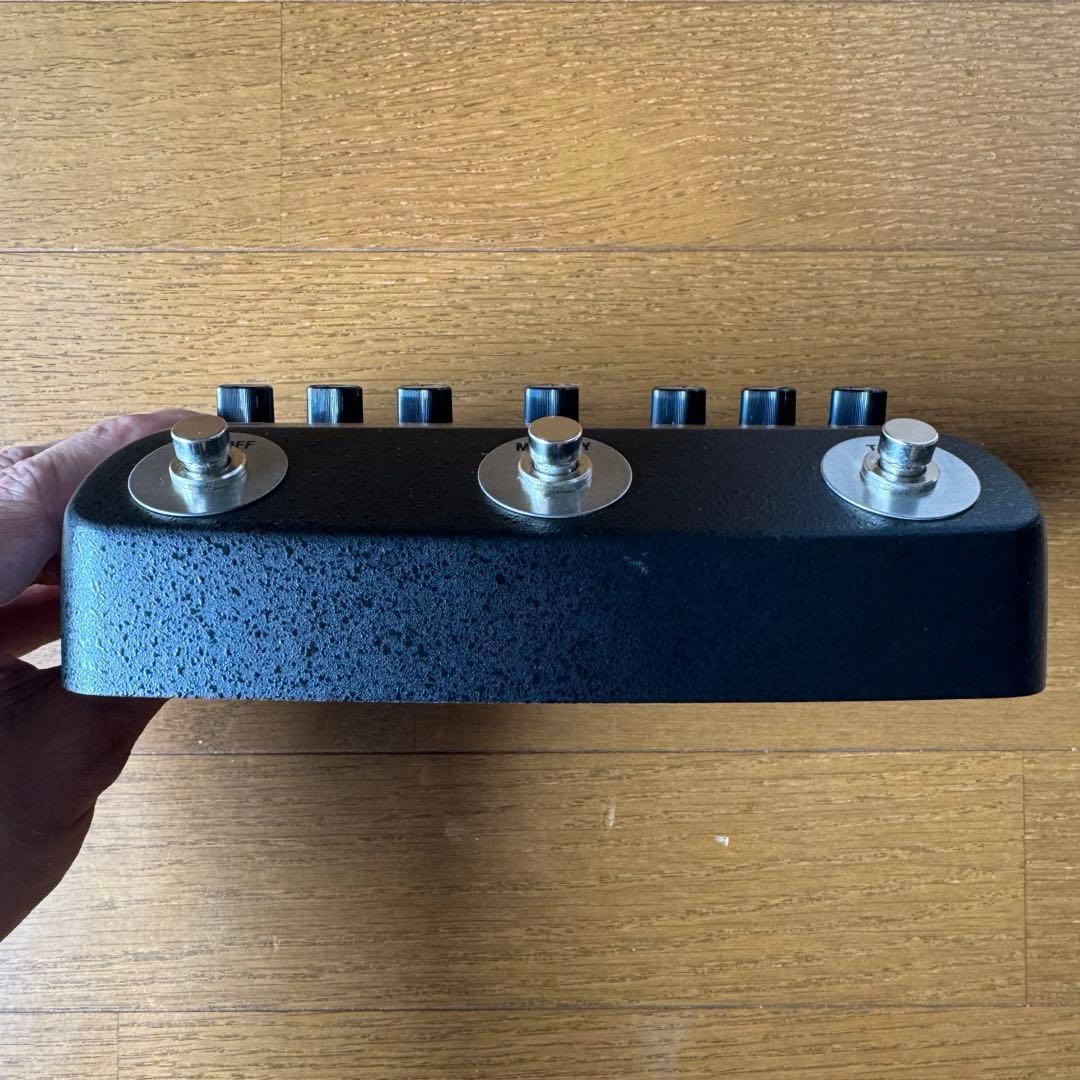 【本日まで限定特価】BOSS アナログディレイ DM-101