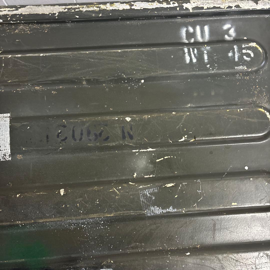 米軍　実物　アルミコンテナ　送料無料