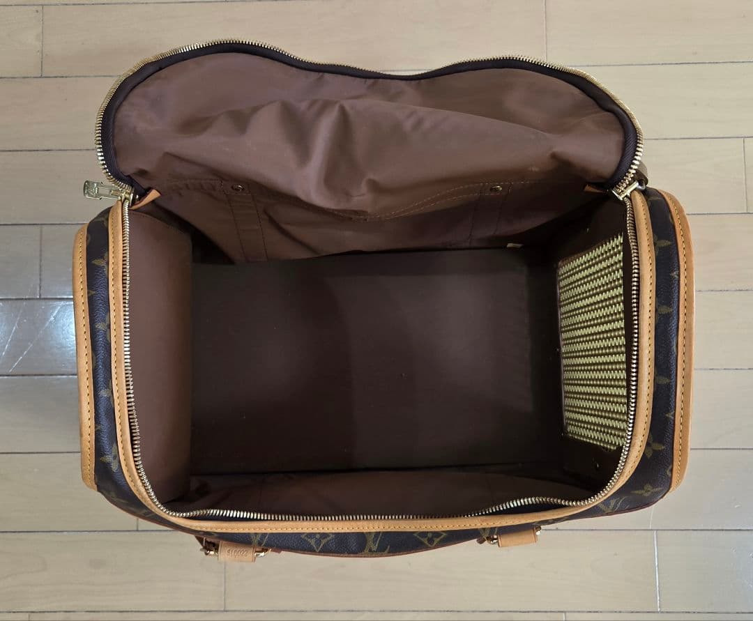 LOUIS VUITTON (ルイ・ヴィトン) 小型犬用キャリーバッグ 40cm