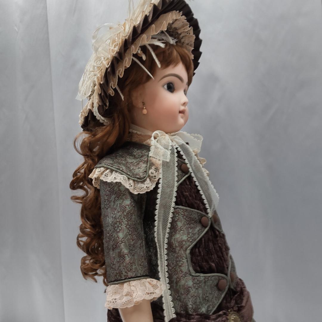 ベベフルール　アンティークドール　リプロ　作家　大きい人形
