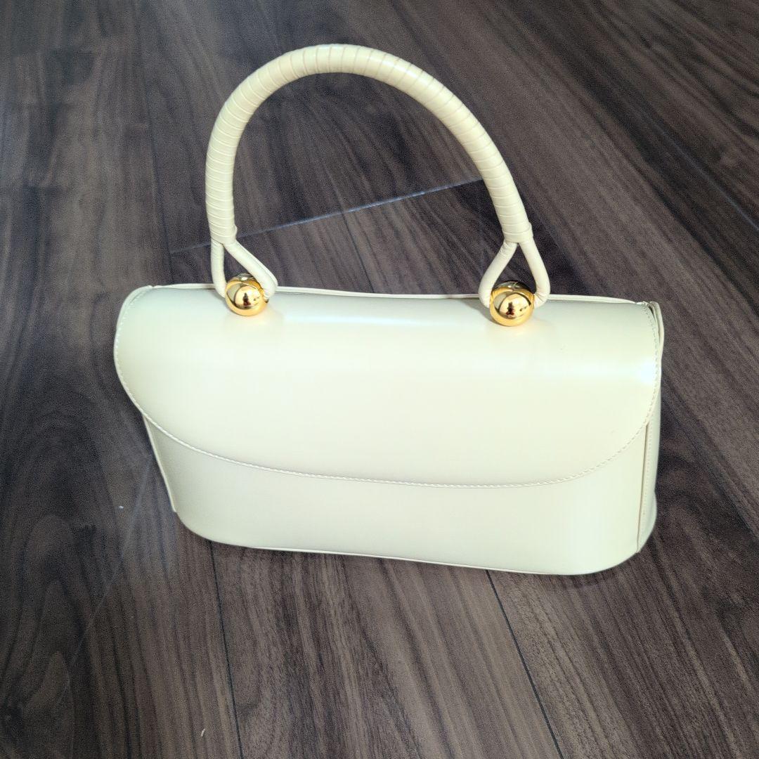 濱野ロイヤルモデル　レザー ハンドバッグ　クリーム　美品
