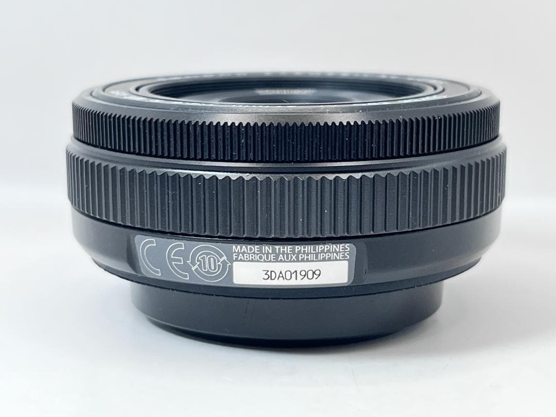 【美品フジフイルムFUJIFILM XF 27mm F2.8 R WR B267