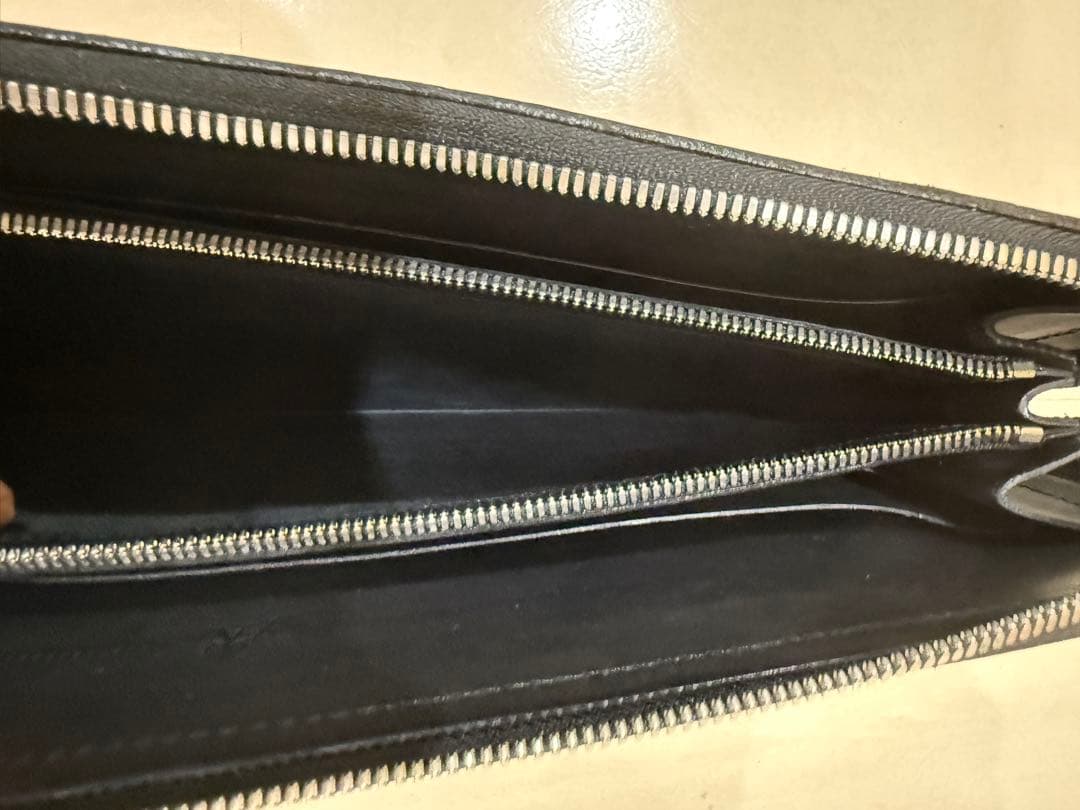 レッドムーン　サドルレザー製マルチケース