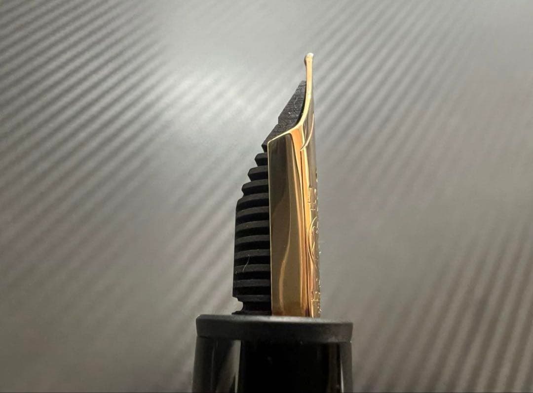 モンブラン マイスターシュテュック 146 M 中字 万年筆 14K 全金