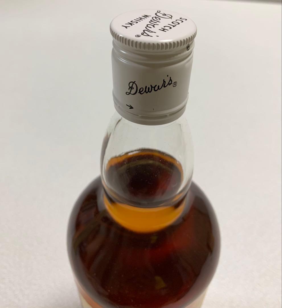★未開栓 デュワーズ ホワイトラベル ウイスキー 旧ボトル 黒紋章 白キャップ
