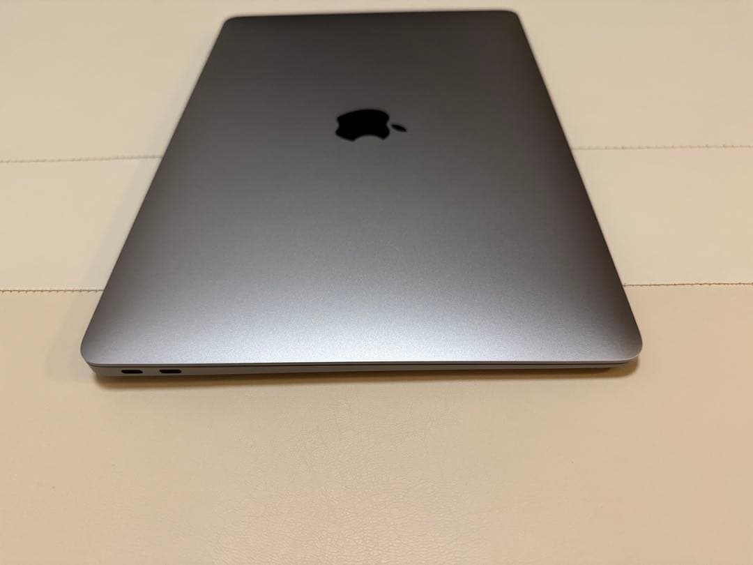 MacBook Air 本体 スペースグレー M1モデル8GB (US配列)