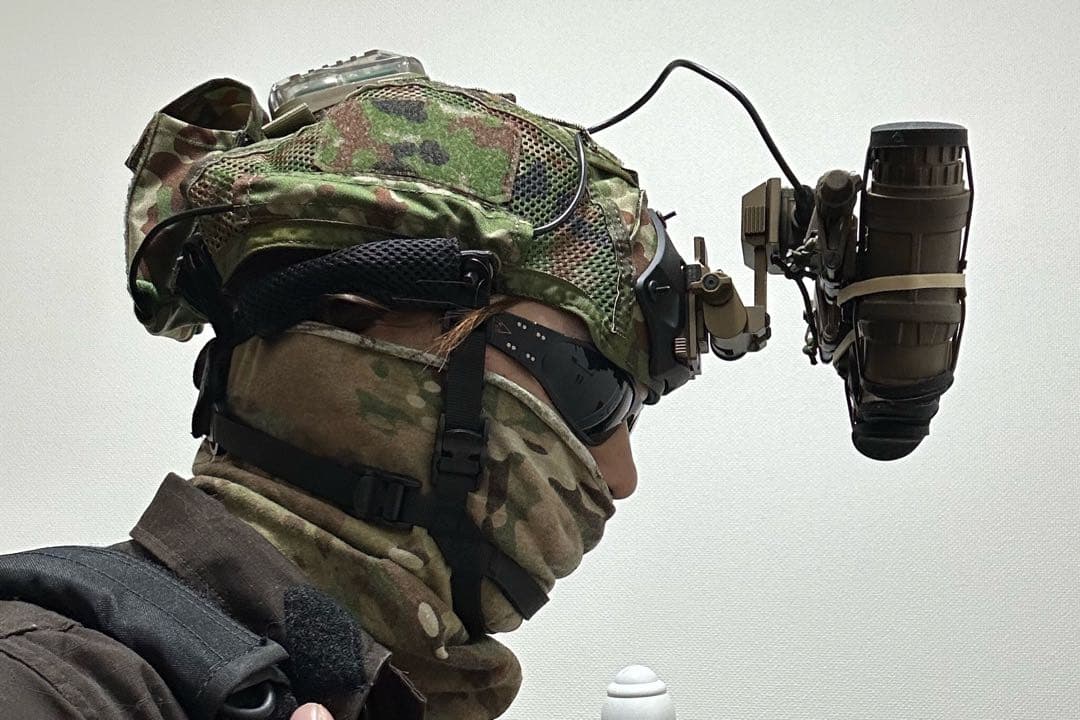 NVGキャップ　陸自迷彩　AN/PVS ナイトビジョン　暗視眼鏡