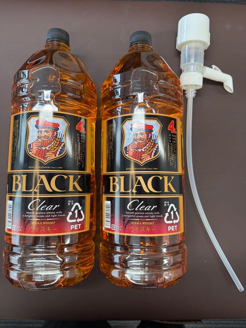【新品未開封】ブラックニッカ Clear 4L PET 2本セット　ポンプ付き