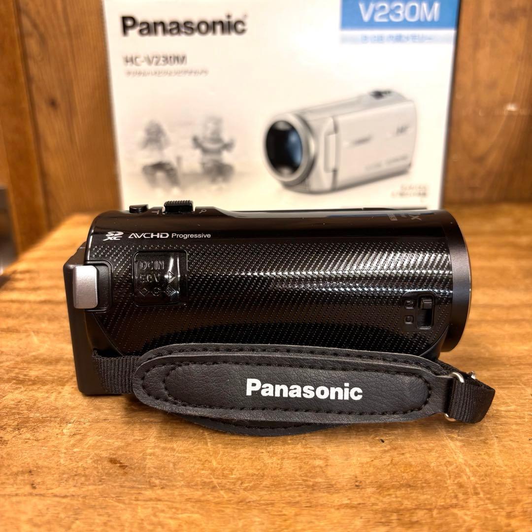 美品❗️Panasonic HC-V230M デジタルハイビジョンビデオカメラ