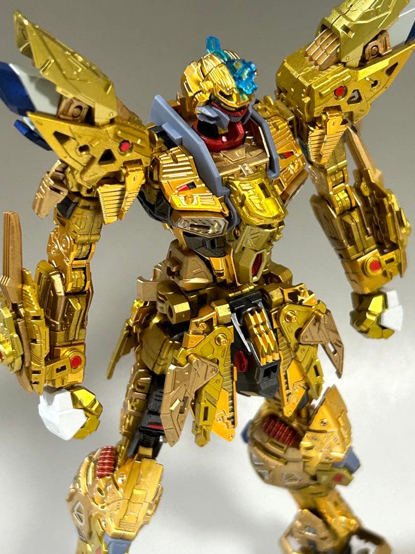 ガンプラ完成品　MGEXストライクフリーダムガンダム＆光の翼セット