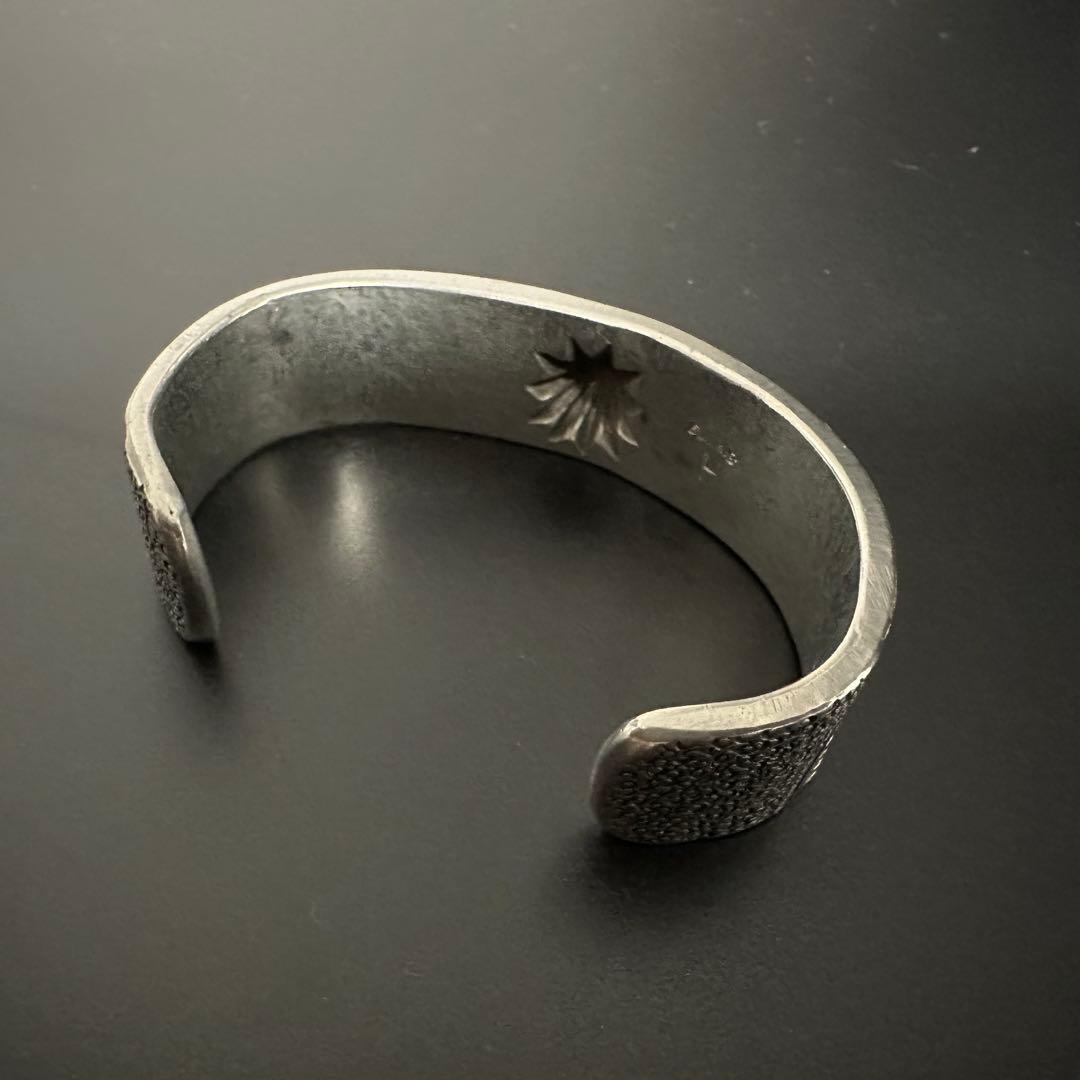 Navajo H刻印 アポロコンチョ　バングル