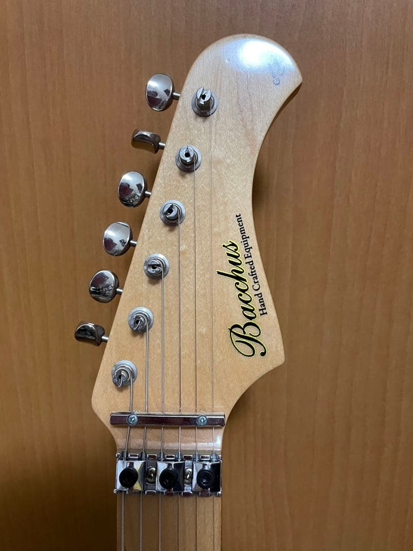 最終値下げBacchus G-CUSTOM M/CB ダンカンピックアップ搭載