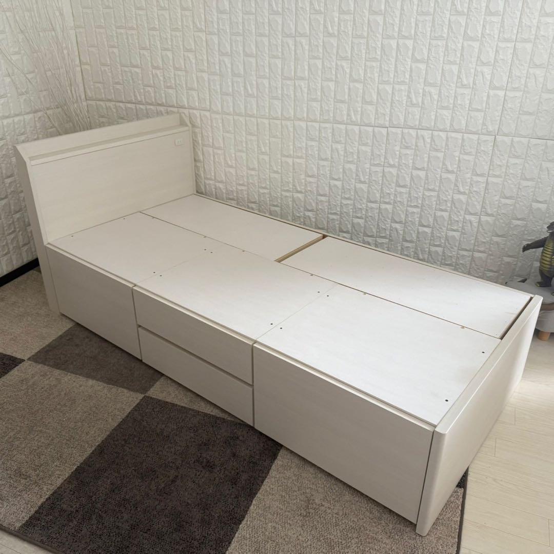 東京23区配送無料✨シングルベッド　フレーム+マットレス　チェスト　美品