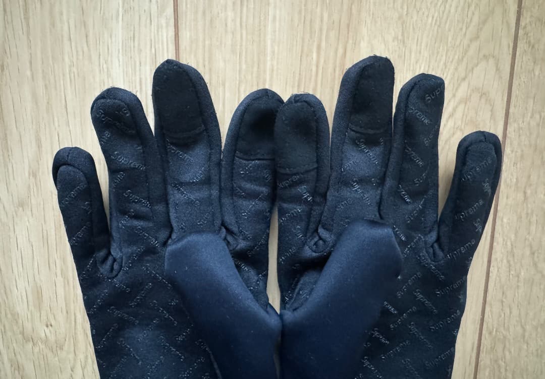 小物 Supreme WINDSTOPPER Zip Gloves \"Black\" M