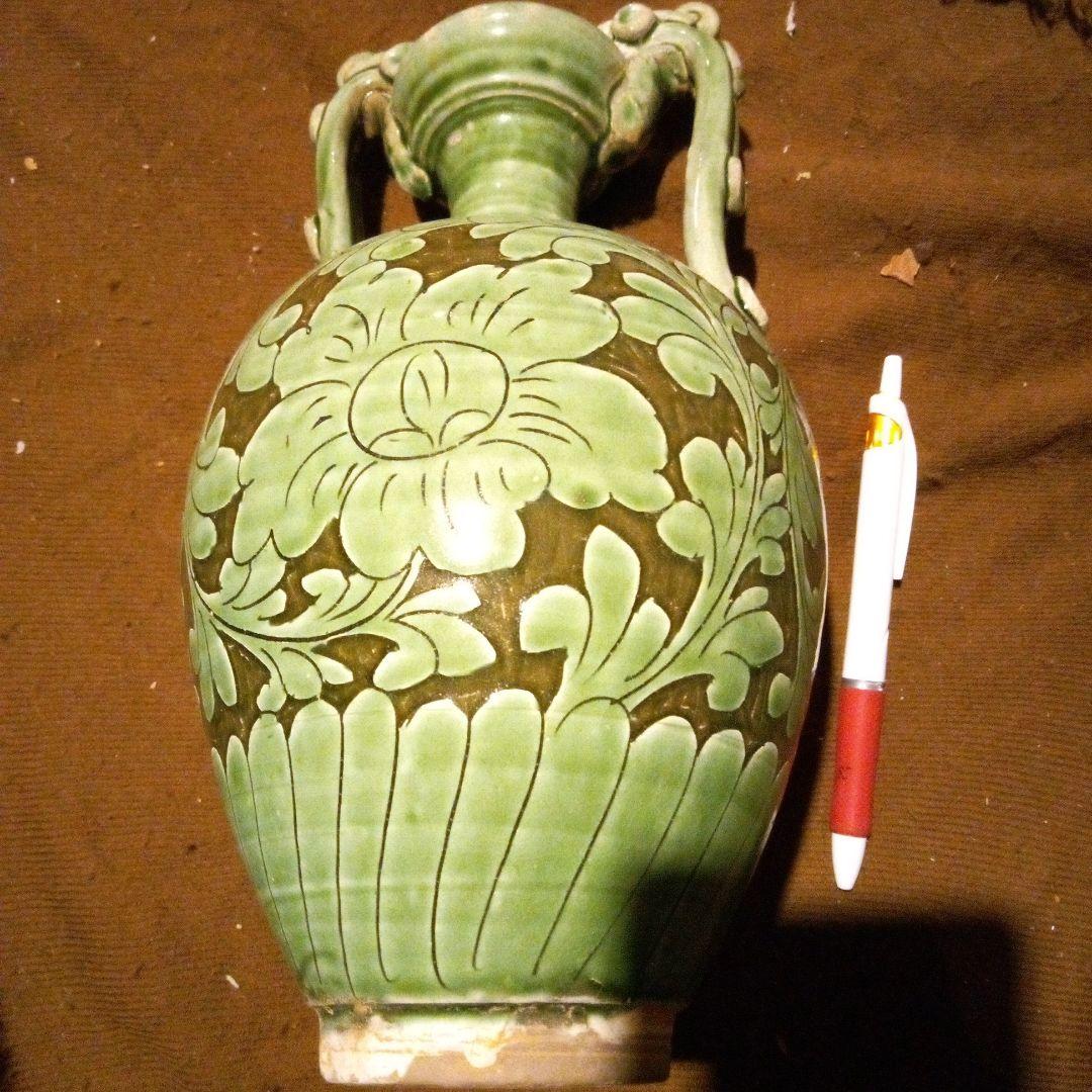 中国陶磁器　宋磁州窯　浮掘緑壺