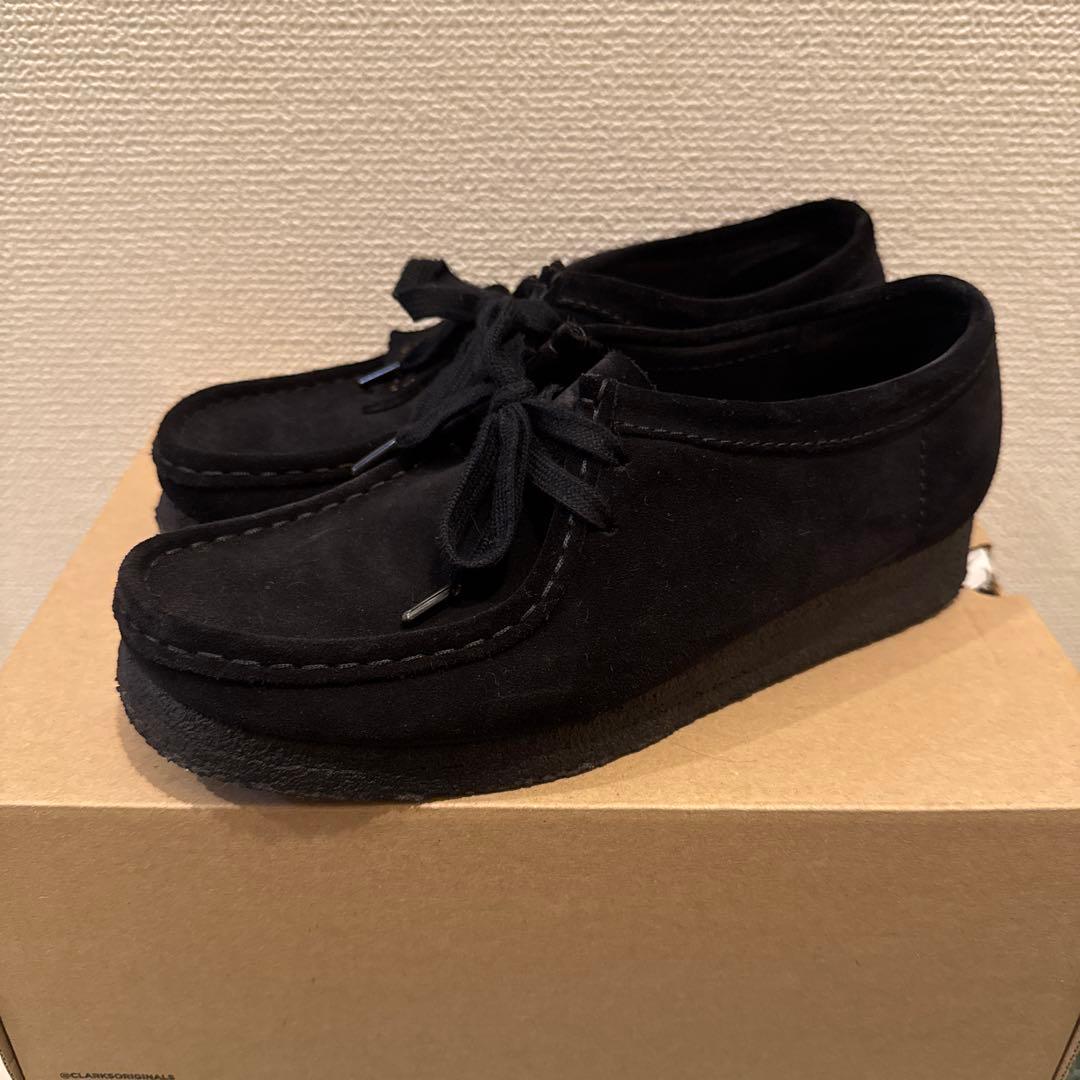 クラークス　ワラビー　スェード黒　箱付き