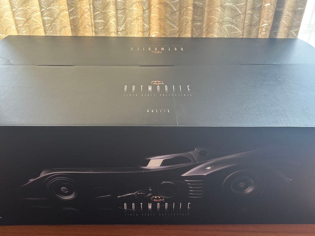 ホットトイズ バットマン 1/6 バットモービル　1989年版