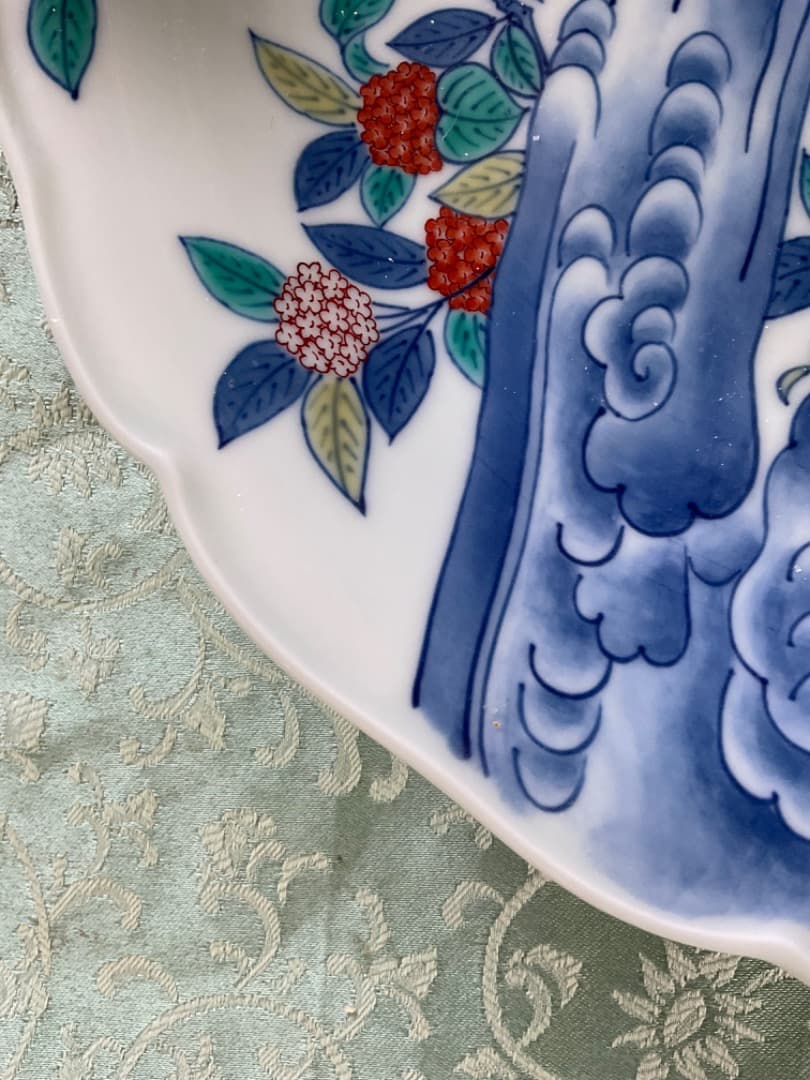 十三代今泉今右衛門 重要無形文化財「色鍋島皿」尺皿　Iro Nabeshima